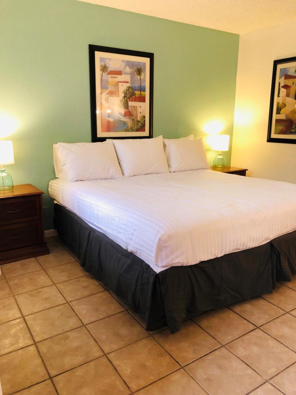 Sunny Palms Inn Лейк Уърт Екстериор снимка