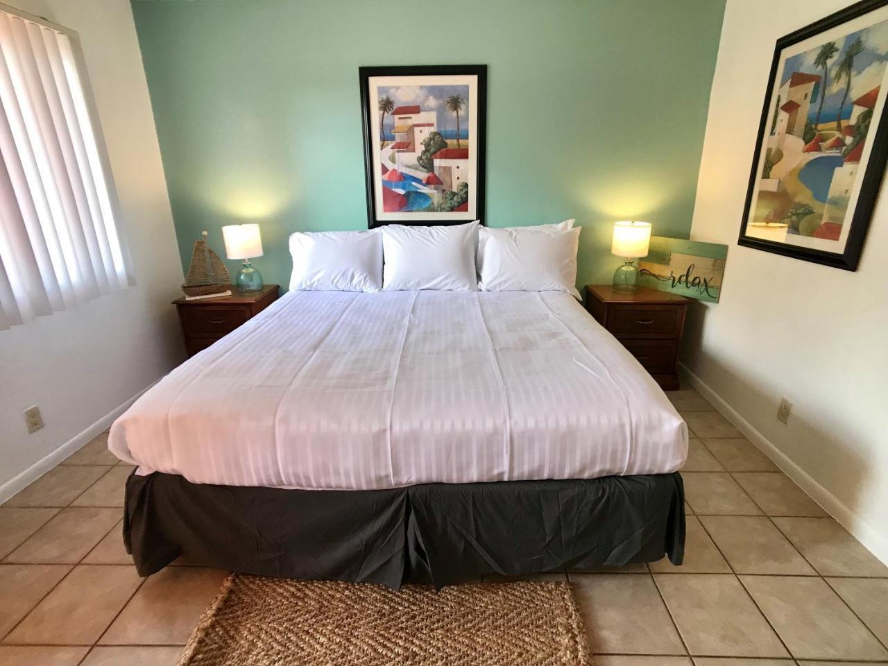 Sunny Palms Inn Лейк Уърт Екстериор снимка